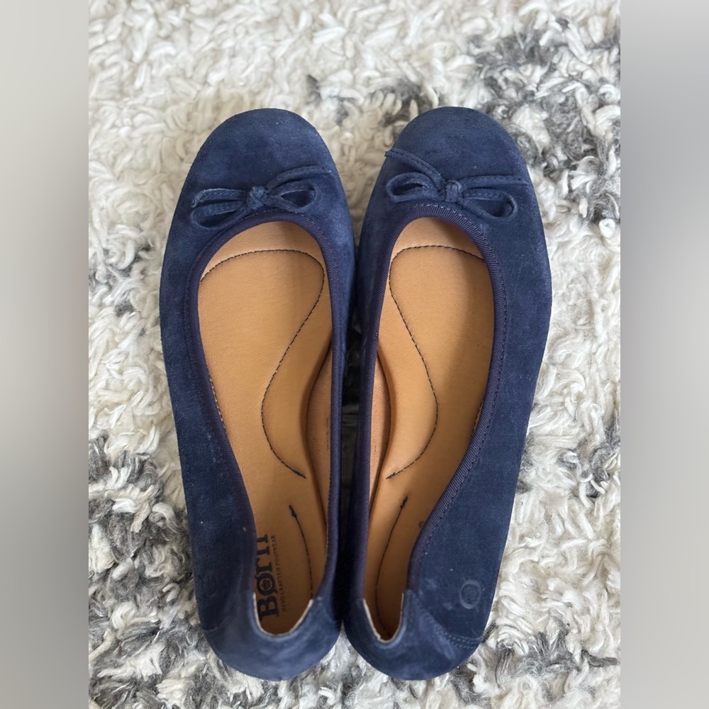 BORN navy suede ballet flats, size 8 -new never worn